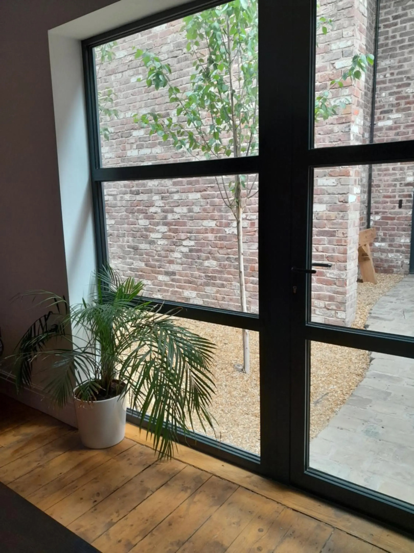 The Eden Warehouse - Pink Apartment (sleeps 4)