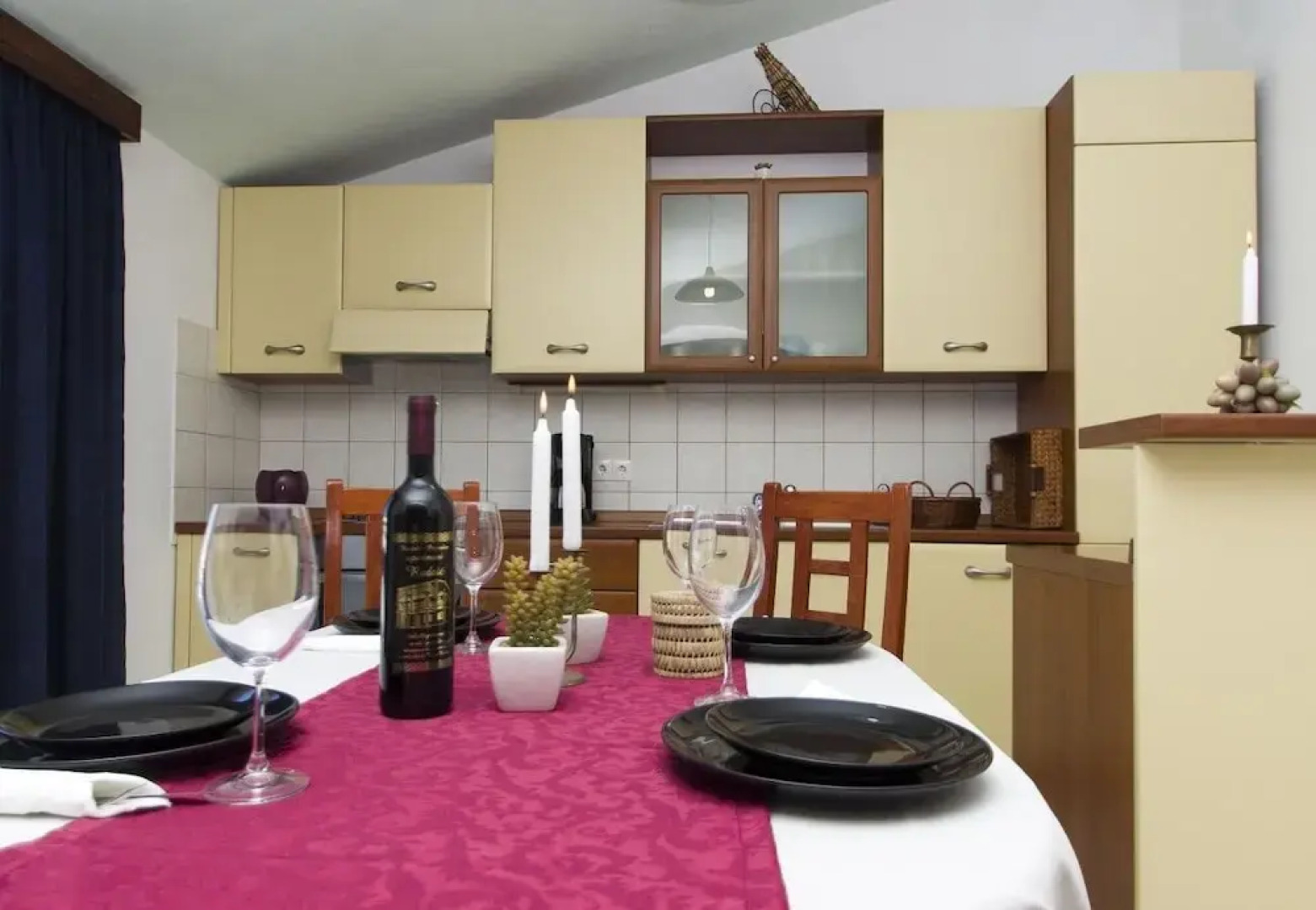 Dijana - 20m From the sea - A1 Antica