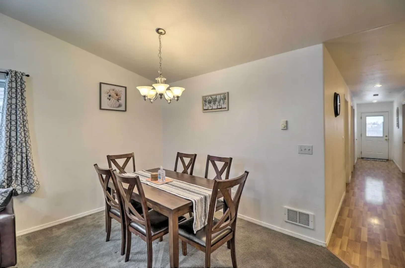 Family-friendly Columbia Falls Townhome w/ Views!