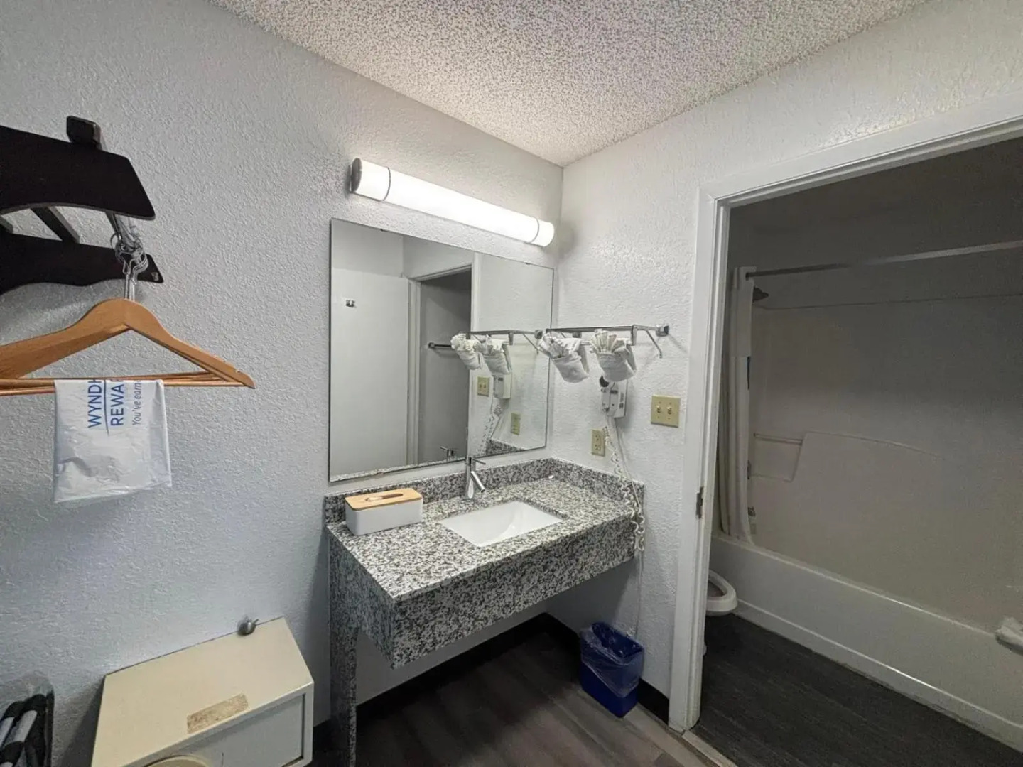 Travelodge Suites by Wyndham MacClenny/I-10