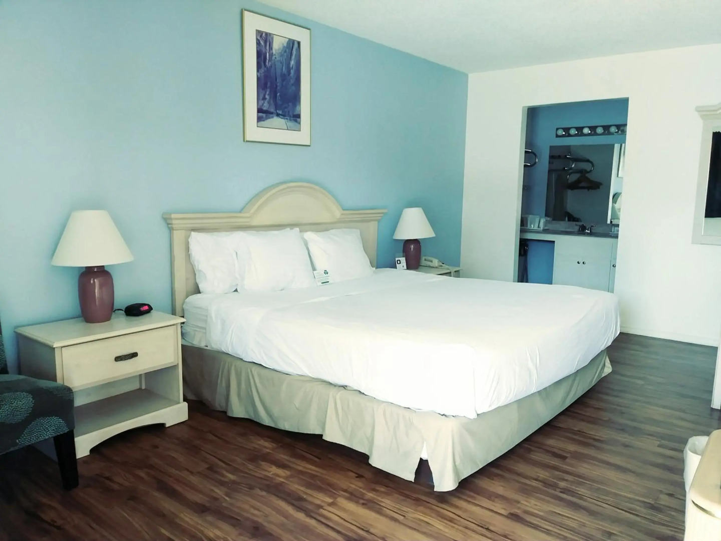 Victoria Palms Inn & Suites