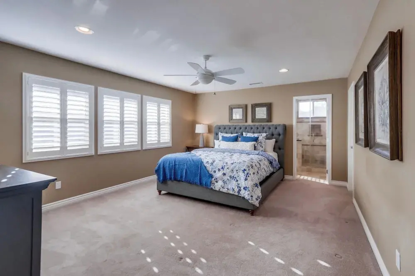 Beautiful Backyard Oasis 5 bedroom 3 Bathroom Home