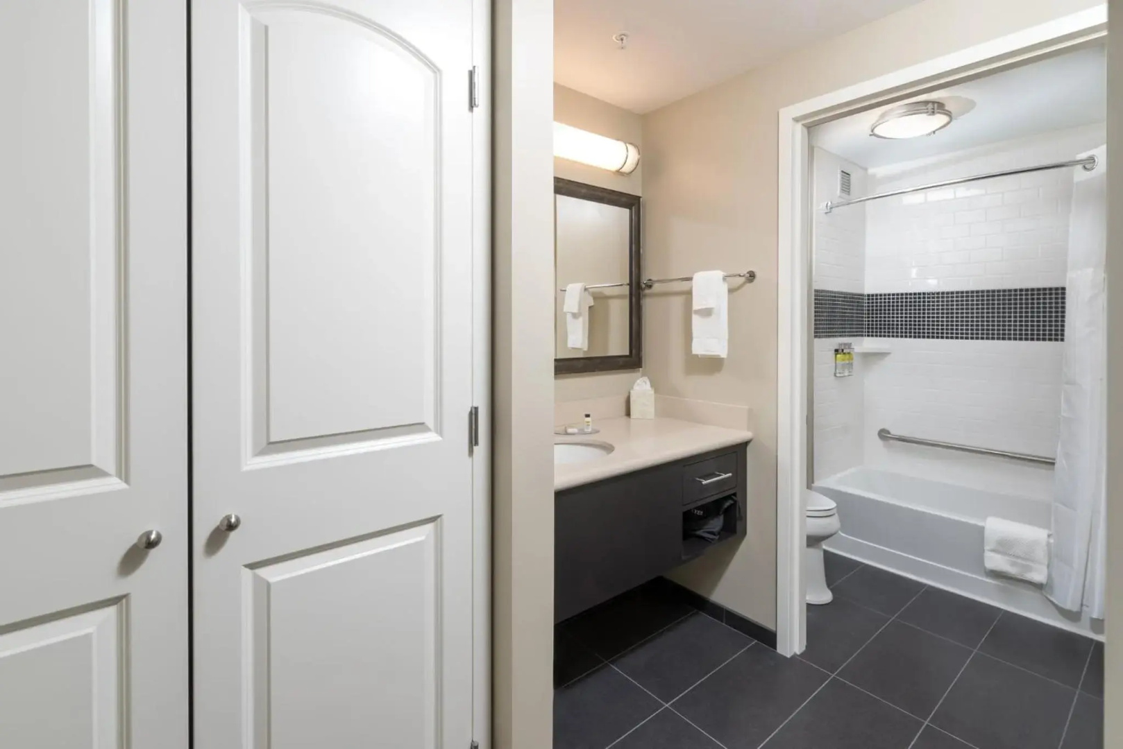Staybridge Suites Saskatoon - University by IHG