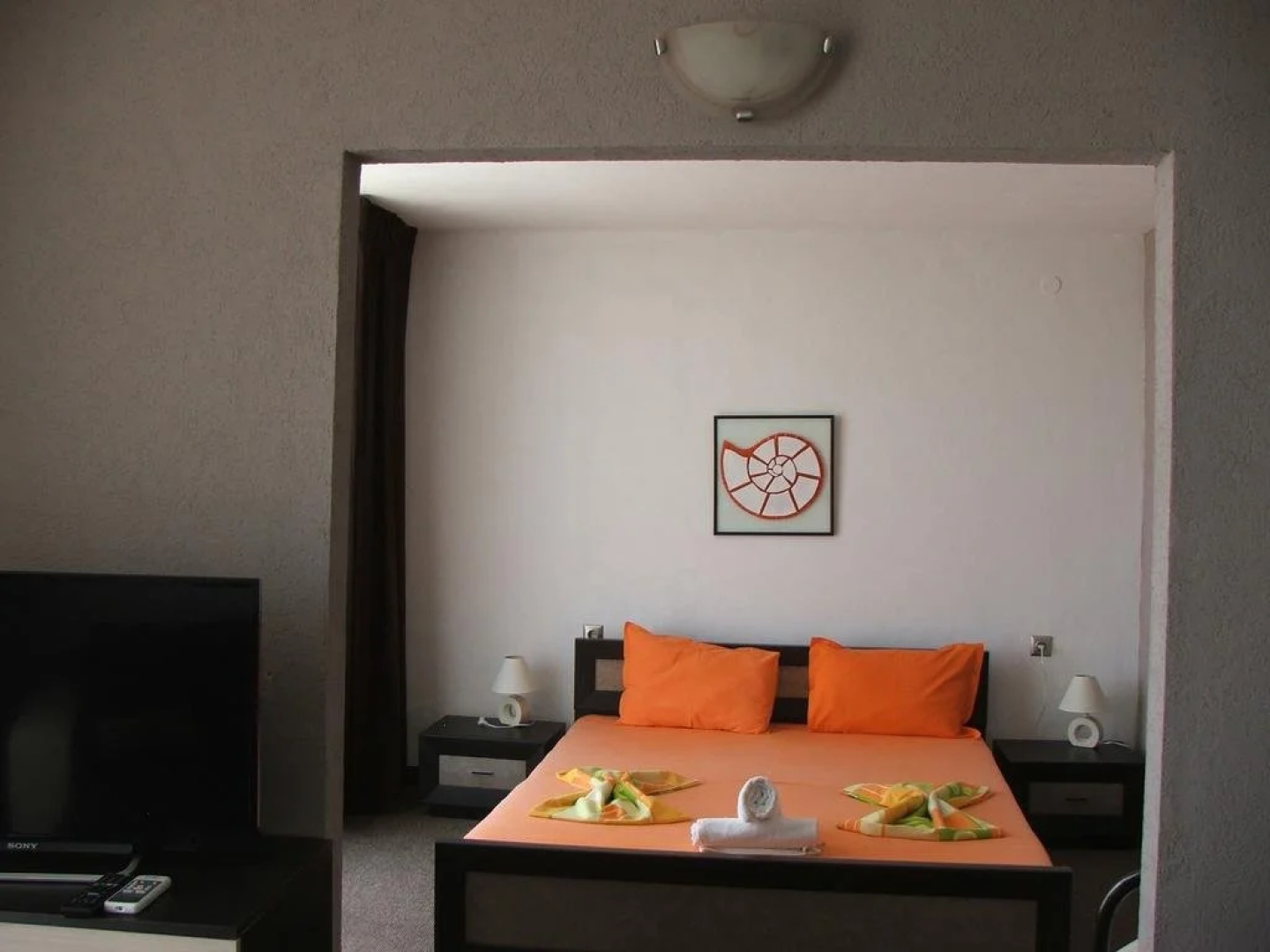Guest House Compass