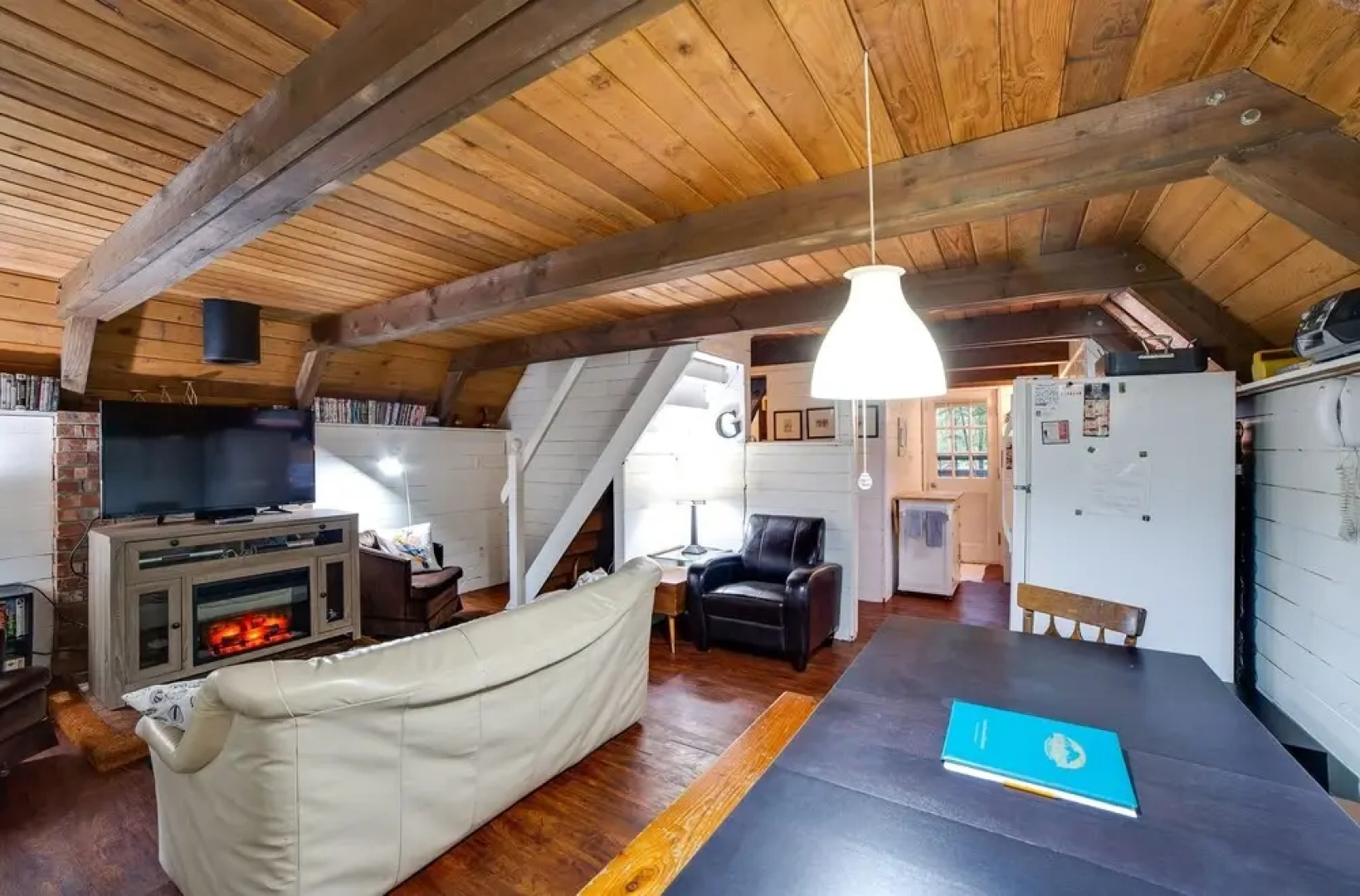 86SL - Rustic - Pets Ok - BBQ - Sleeps 6