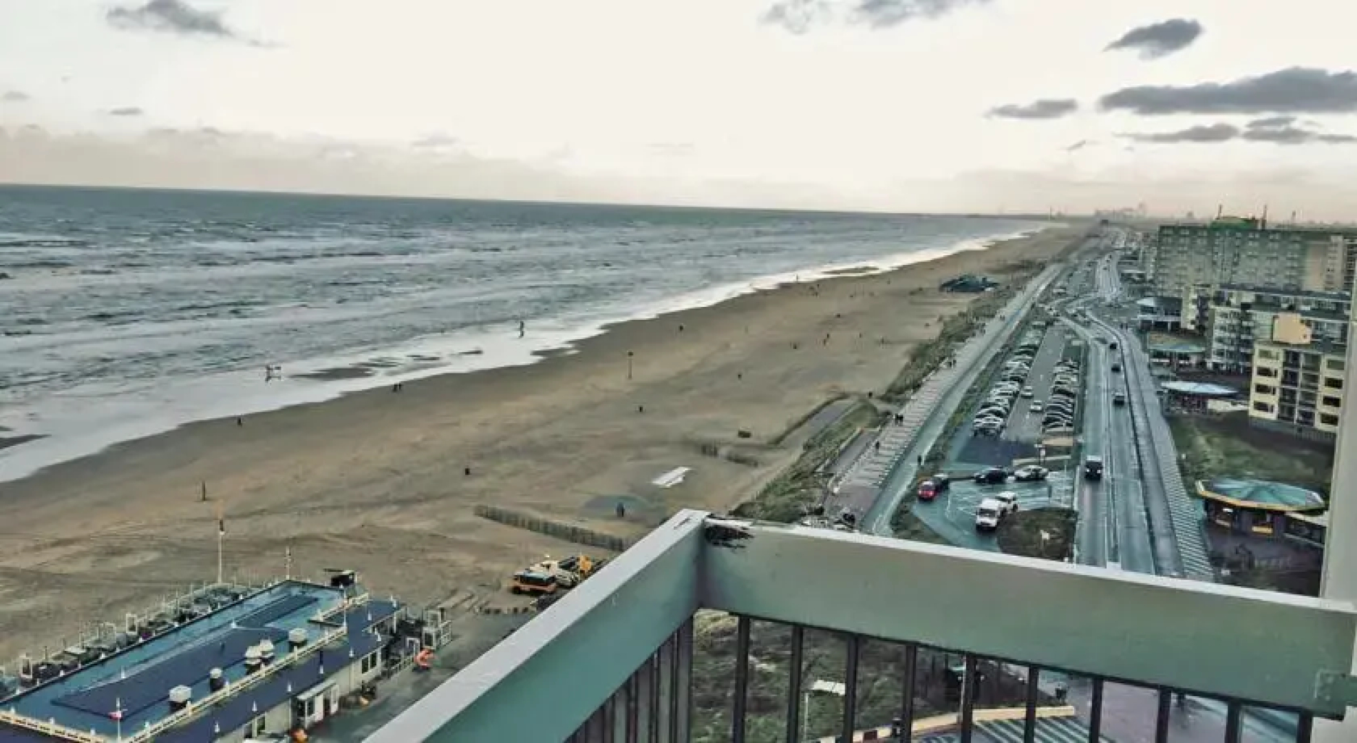 Lionsdune Beach