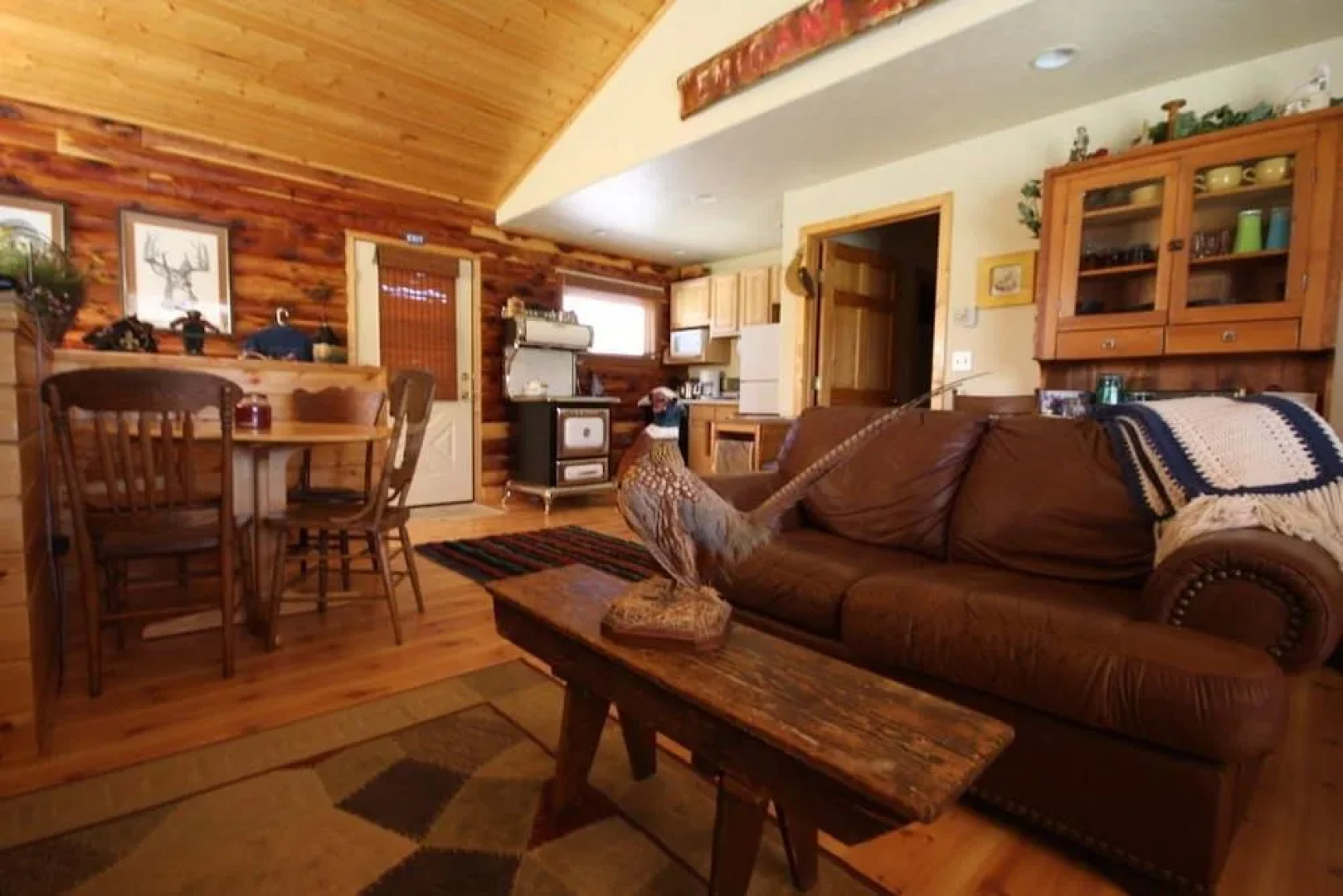 Paradise Gateway B&B and Vacation Homes