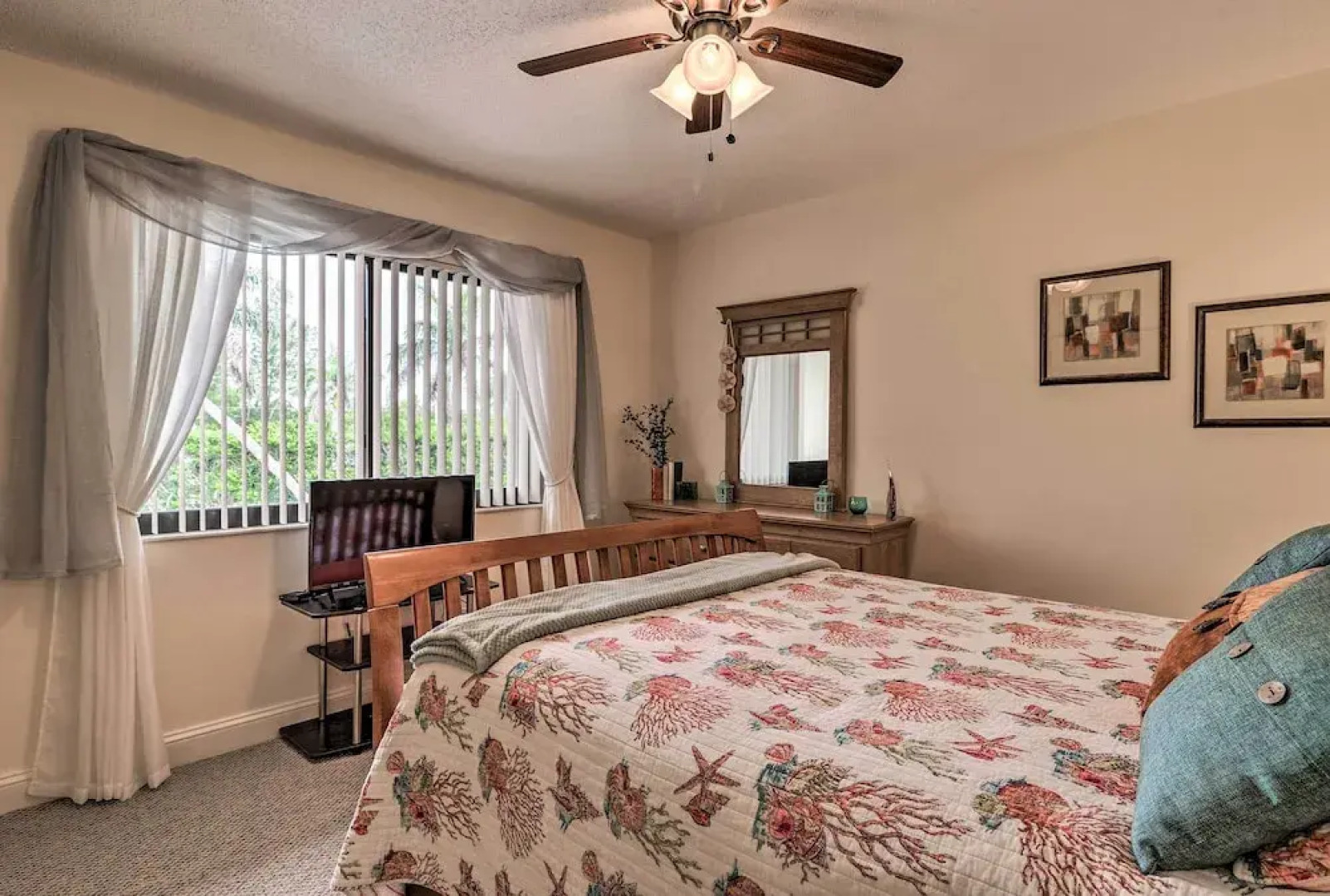 Hutchinson Island Condo: Community Amenities!
