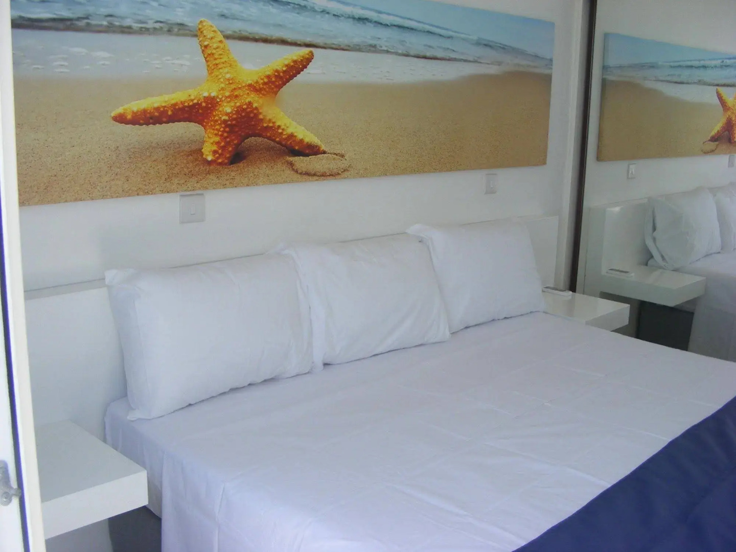 Sun Hall Beach Hotel Apts.