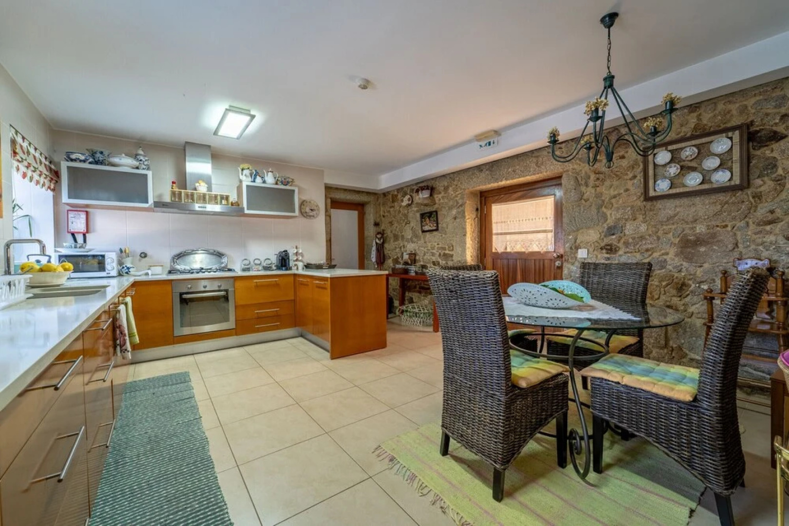 Villa com Piscina Braga by Izibookings