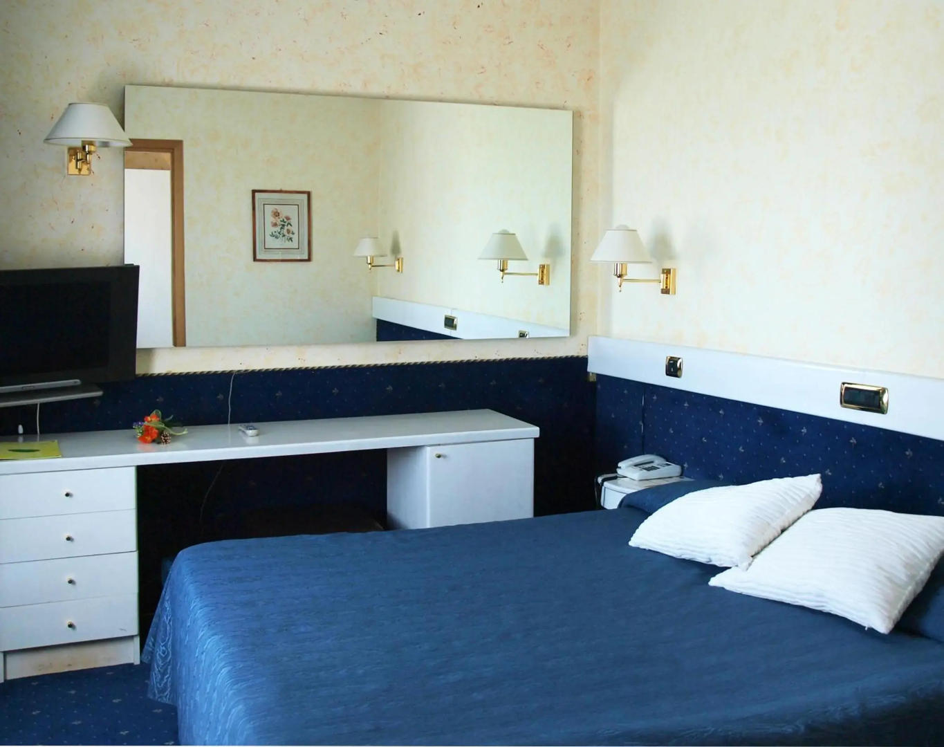 Euro Hotel