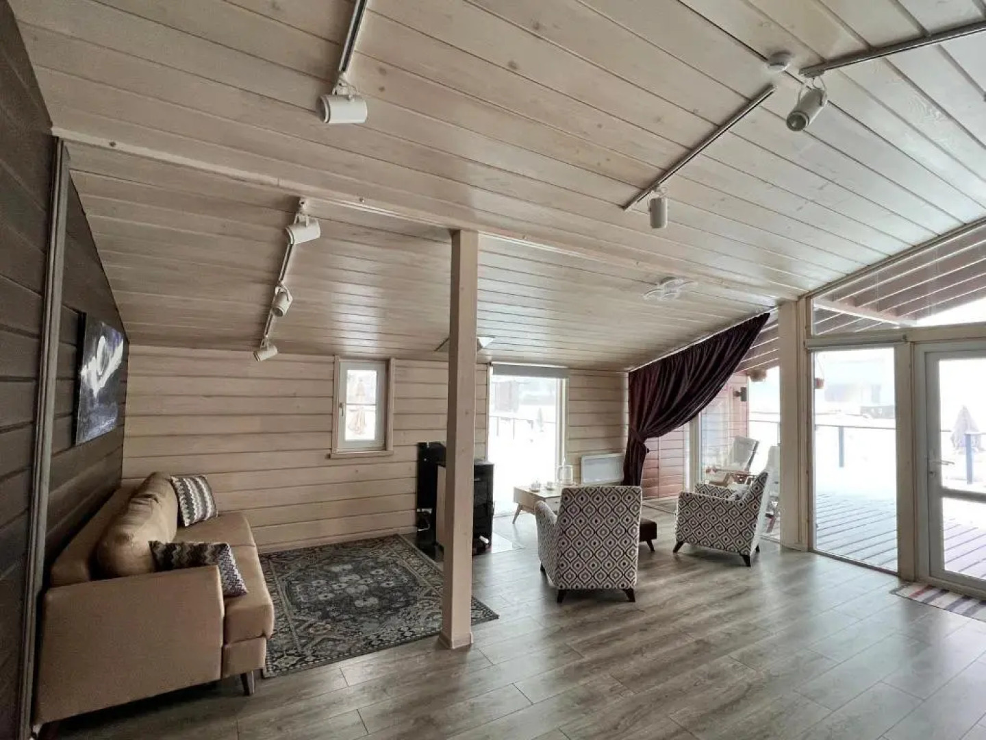 ДиVный CLUB (Дивный Клаб)