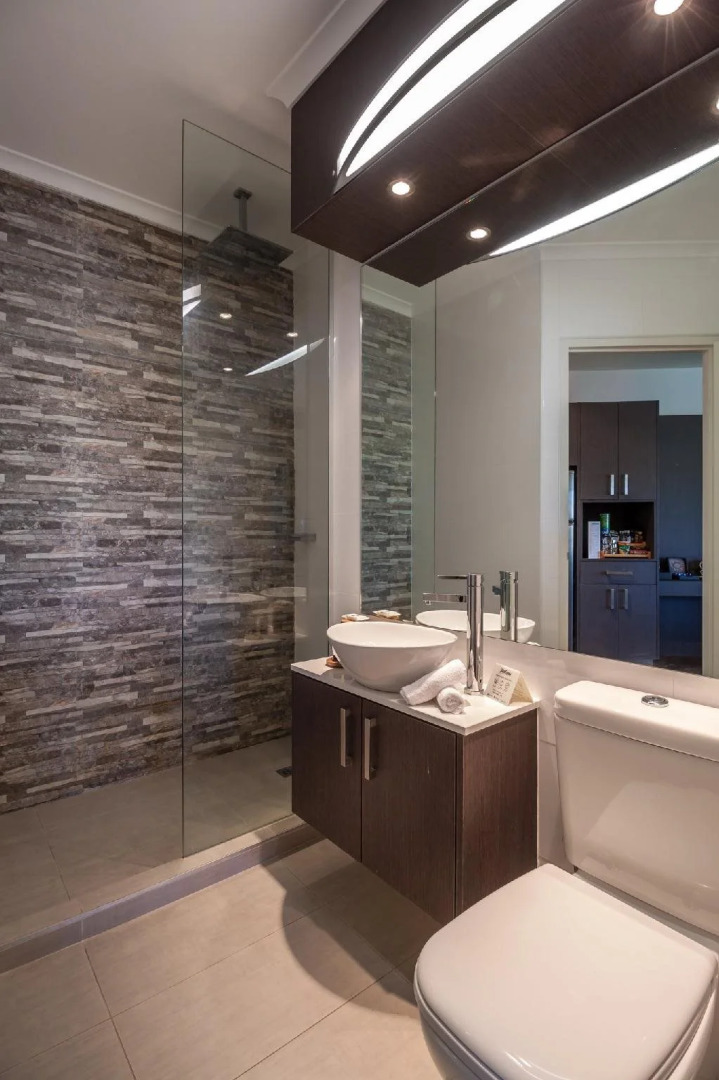 Pier 21 Riverside Apartment Hotel