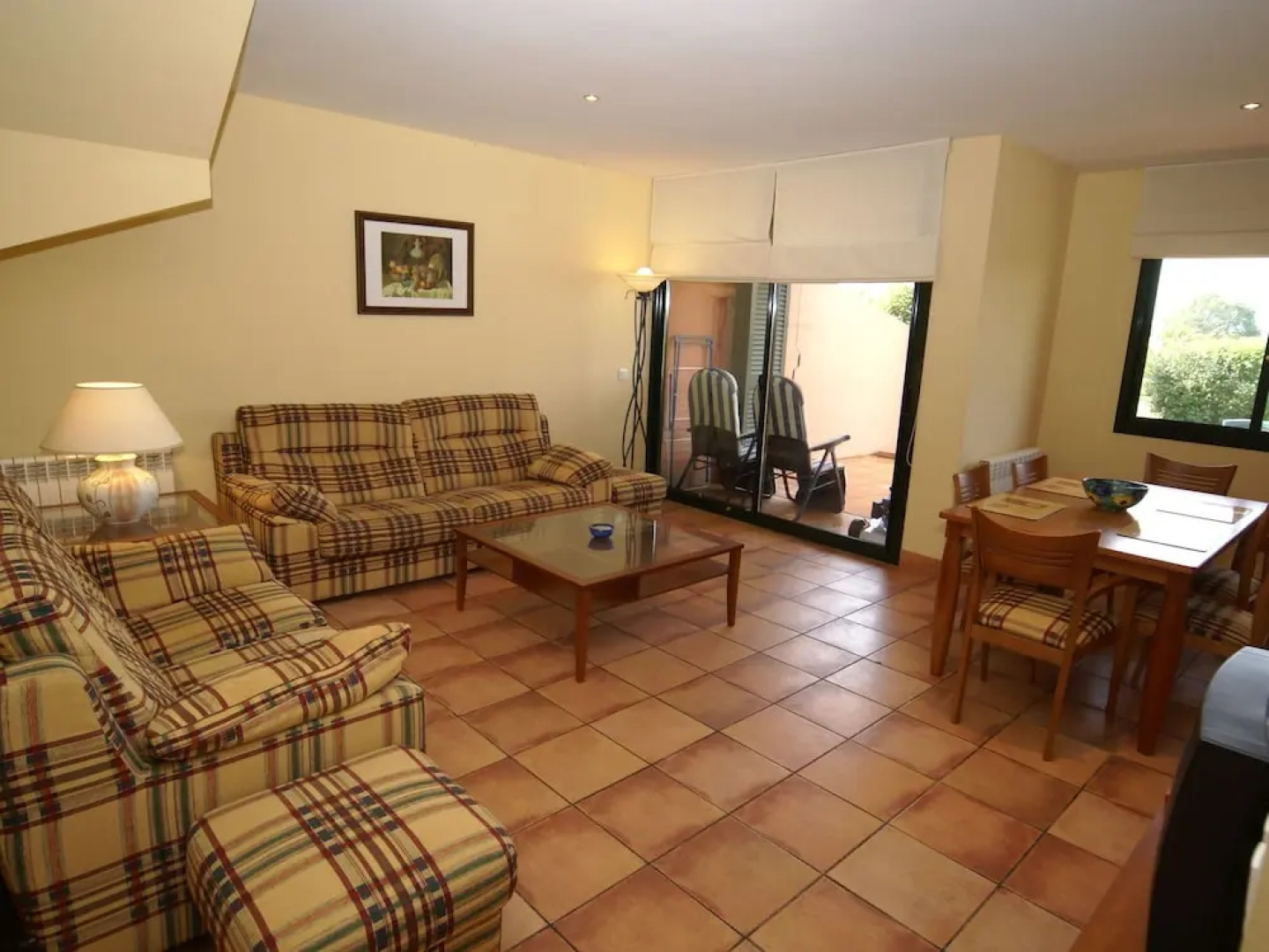 Quaint Villa in Navata With Fenced Garden