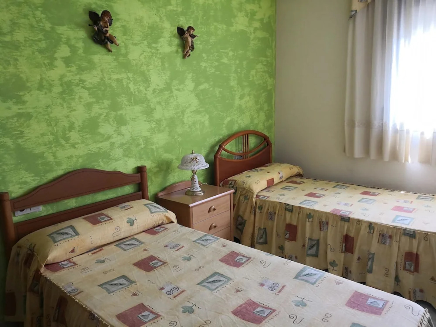 Villa con jardín piscina y cerca playa