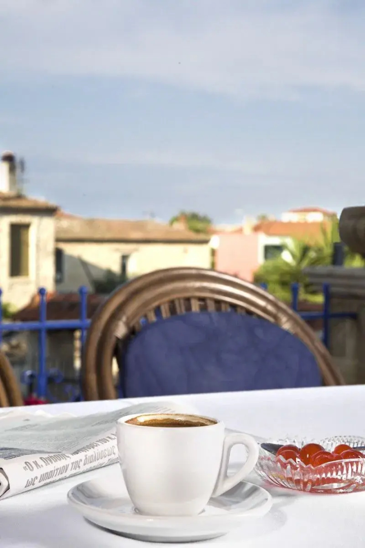 Stratos Hotel
