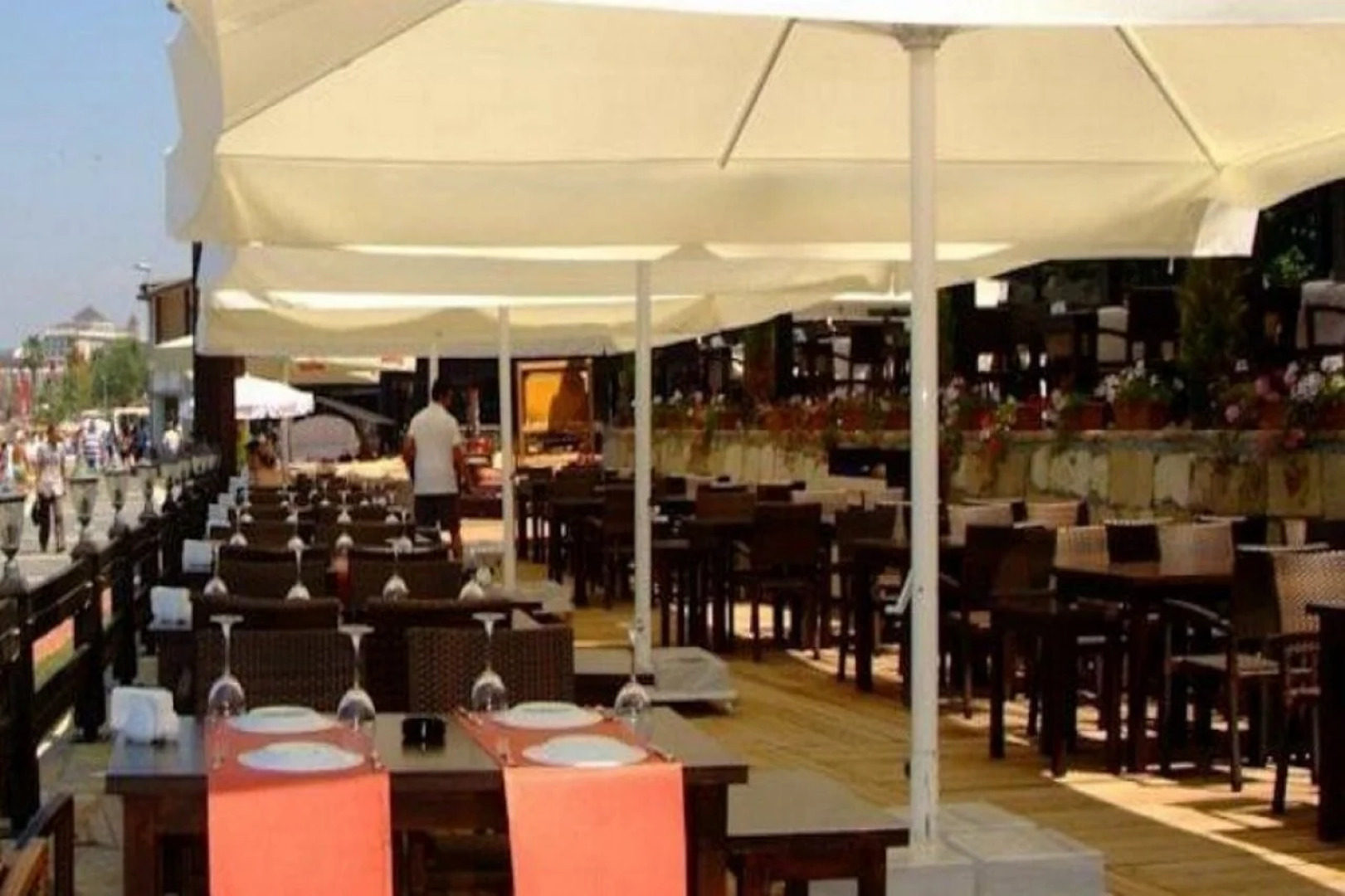 Side Beach Club Hotel