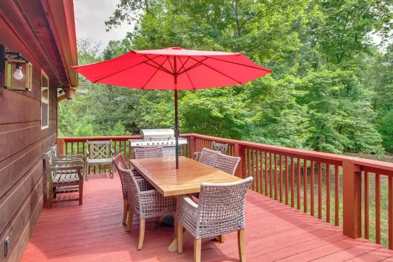 Upscale Coosawattee Cabin w/ Hot Tub & Fire Pit!