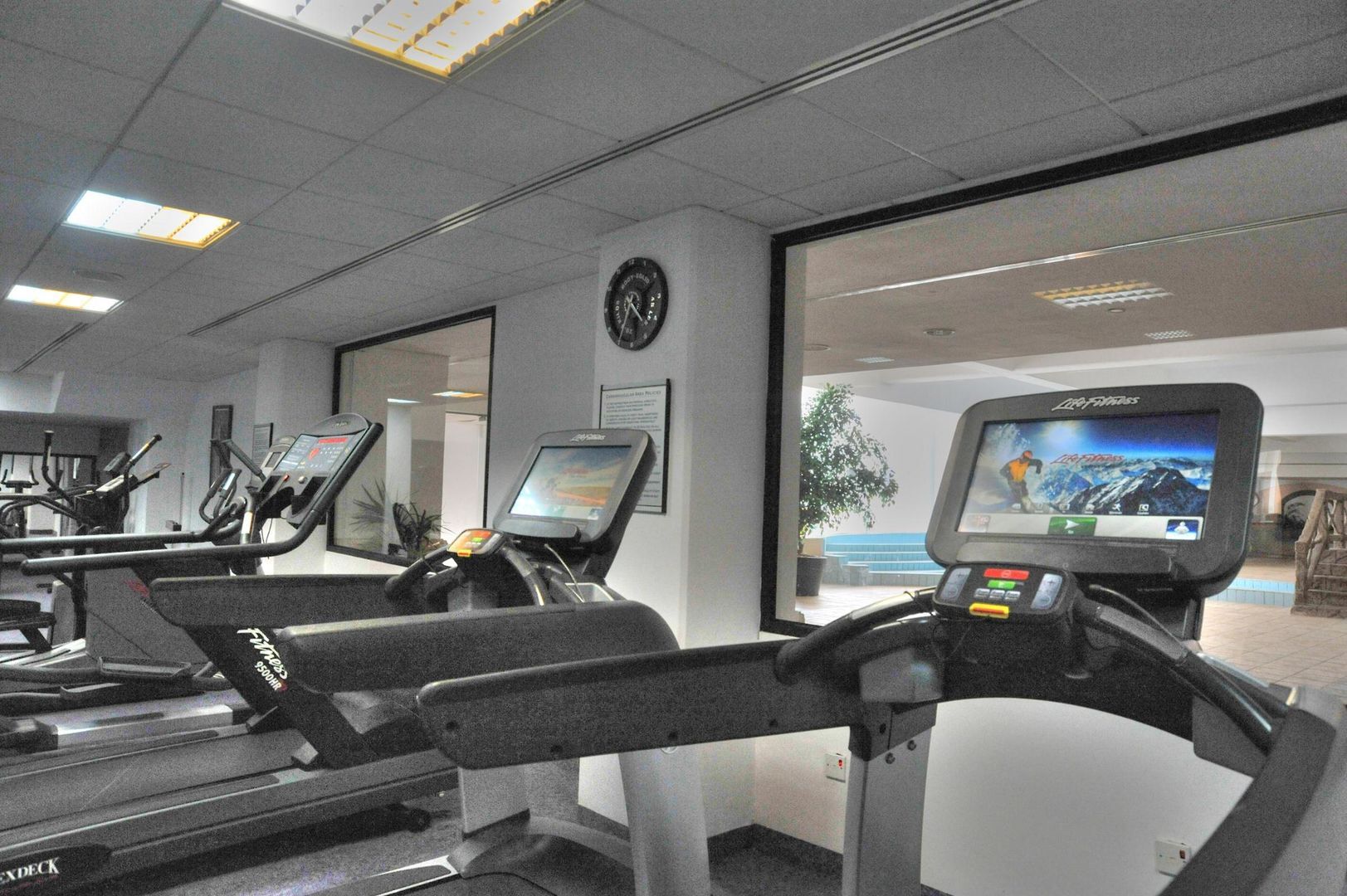 Adams Beach Hotel & Spa