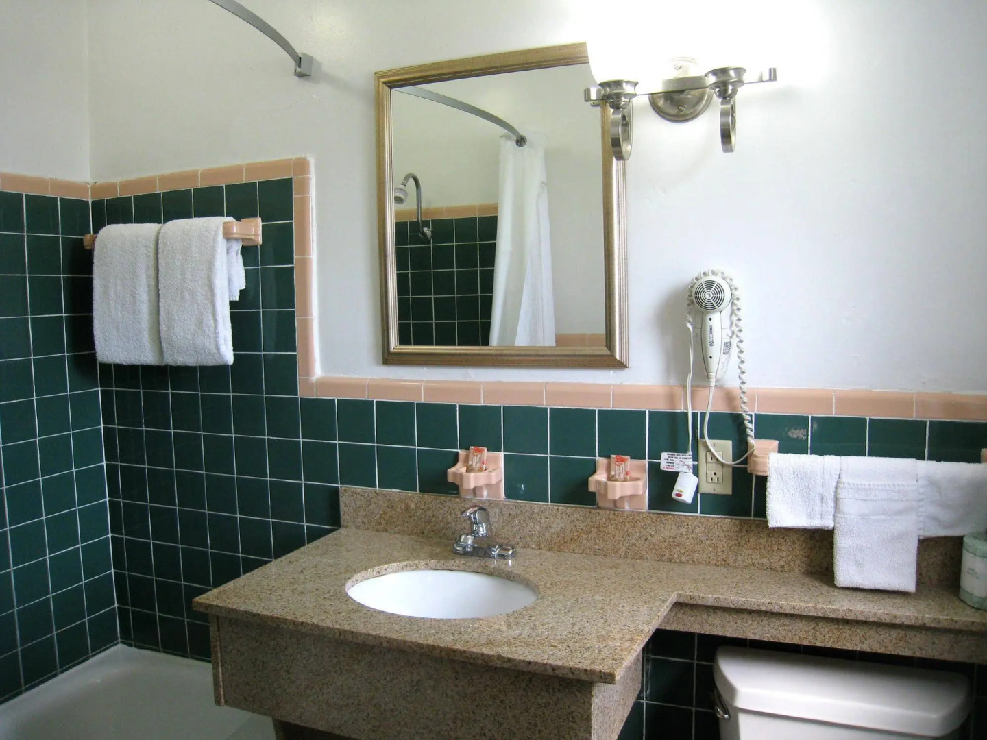 Cheerio Inn - Glennville