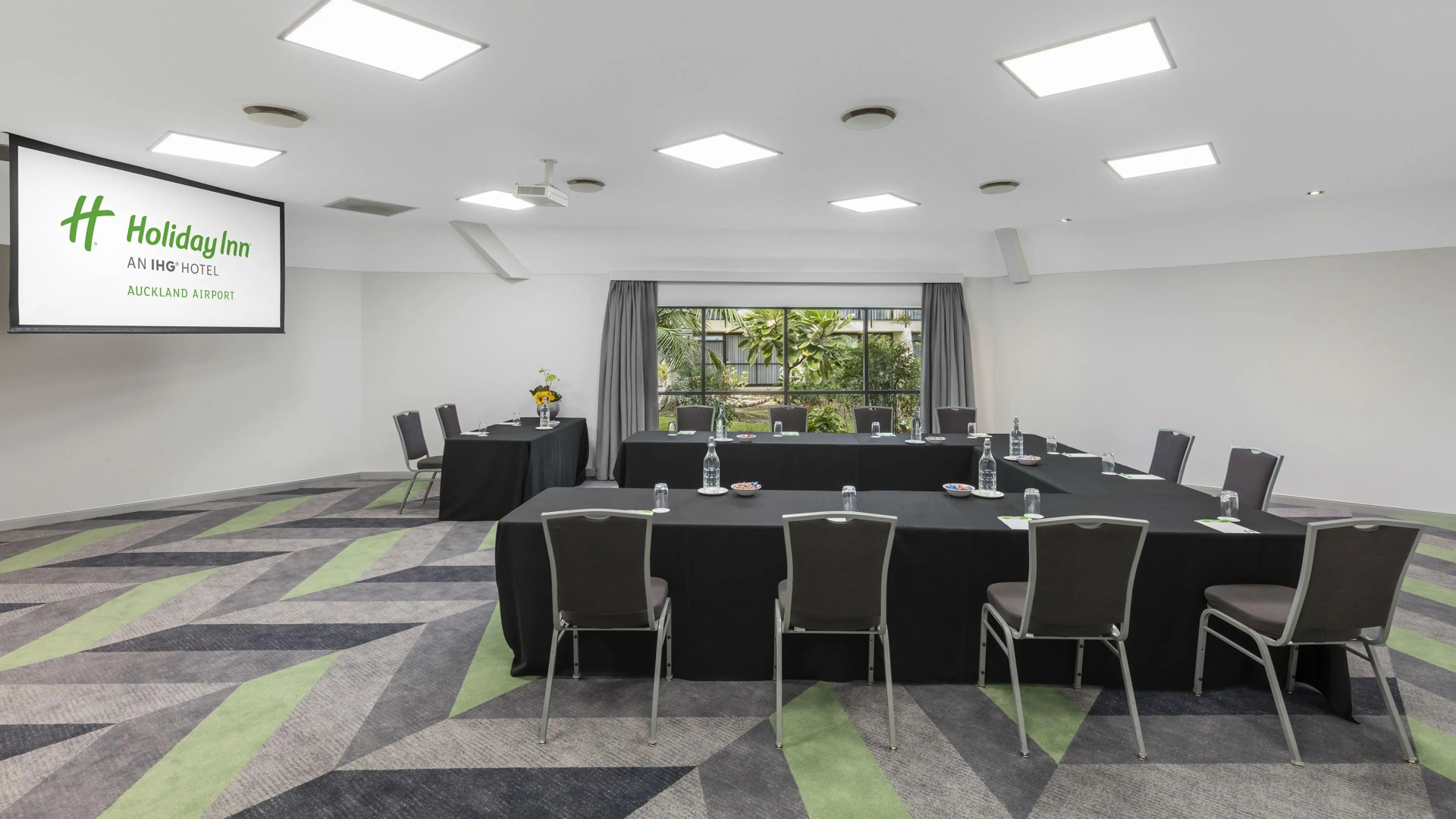Holiday Inn Auckland Airport by IHG