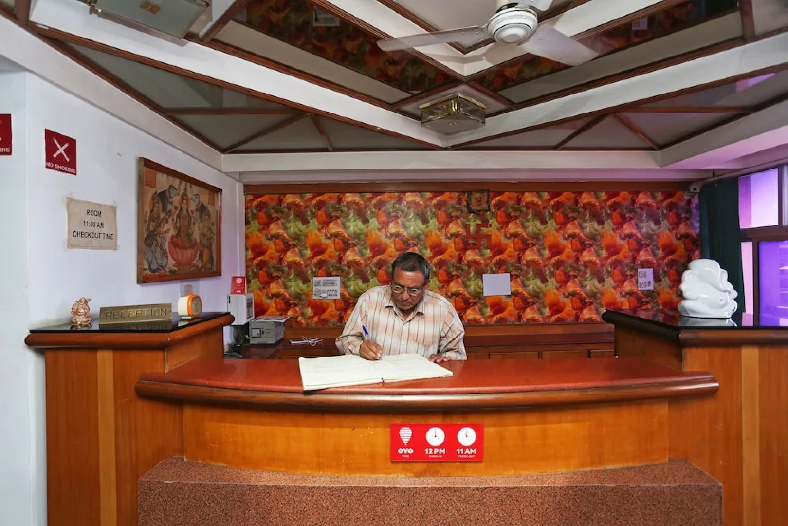 Capital O 4604 Shiva's Regency