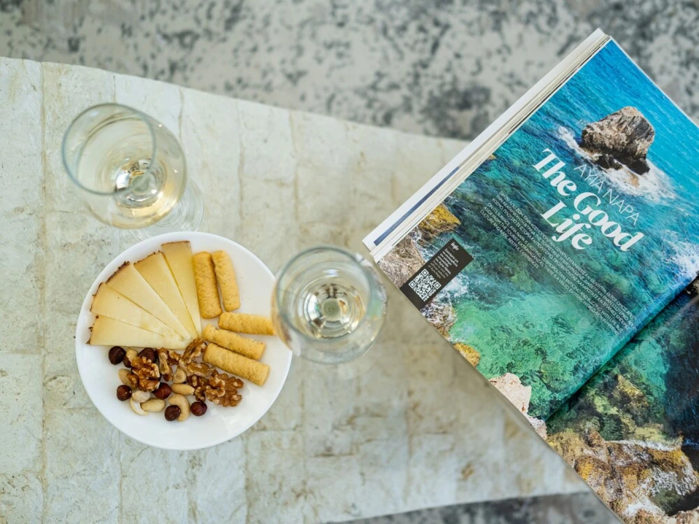 "sanders Dione Residences - Pleasant 2-bedroom Apartment With Sea View"