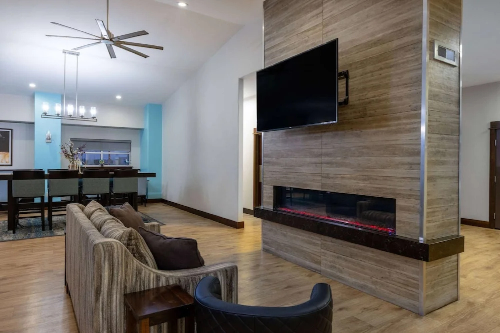 Super 8 Belgrade/ Bozeman Airport