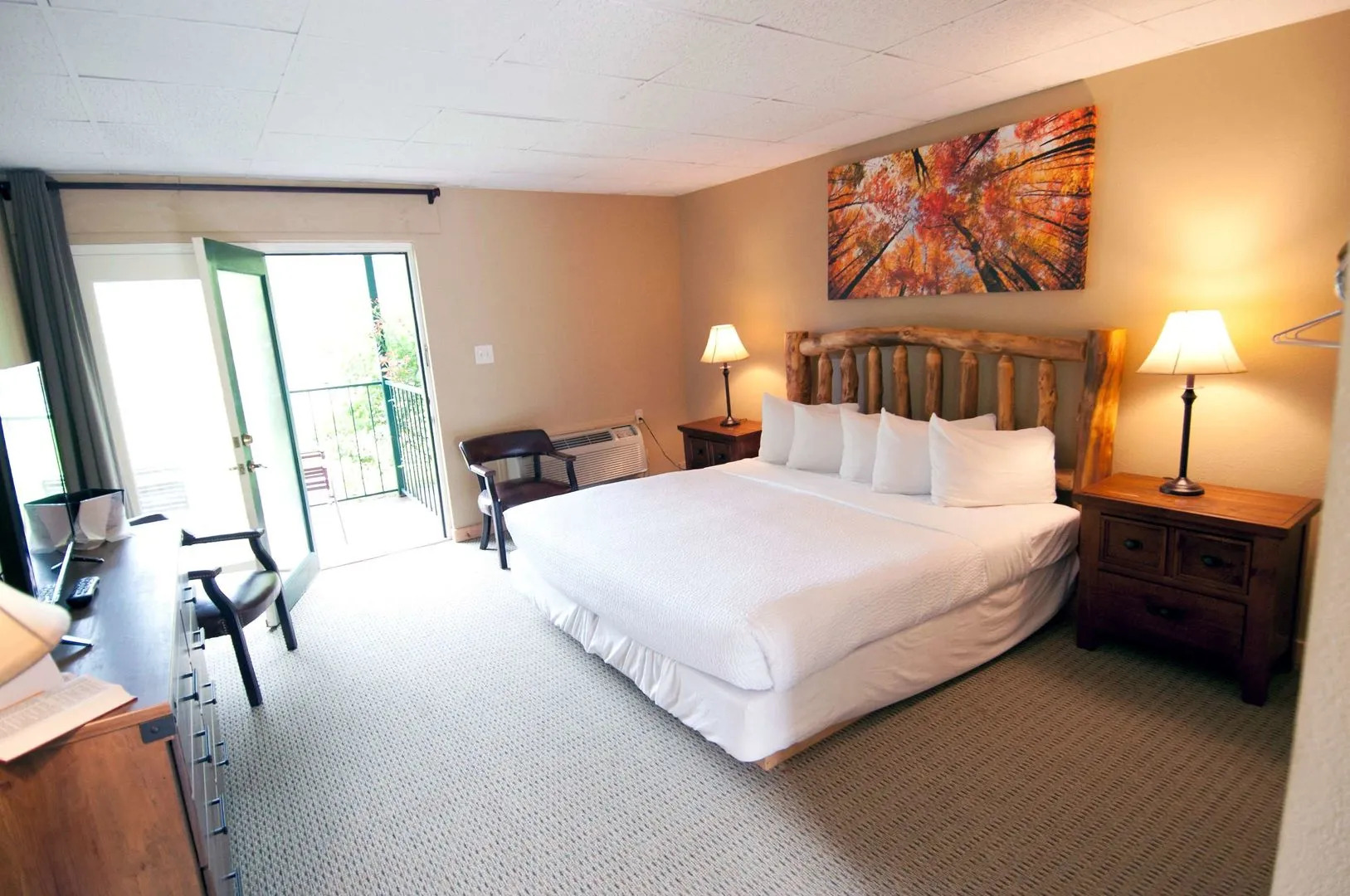 Tremont Lodge & Resort