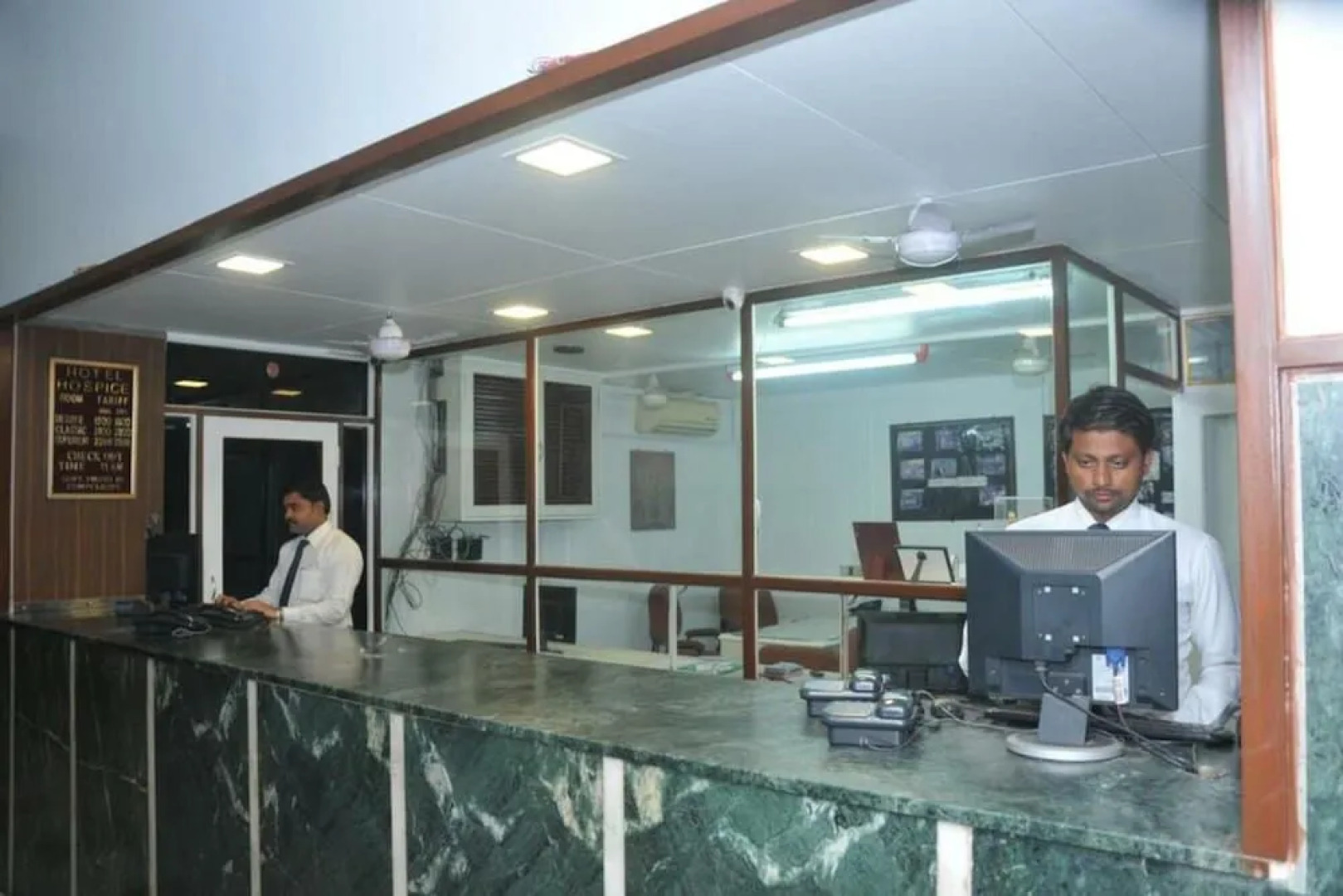 STARiHOTELS Railway Station Surat