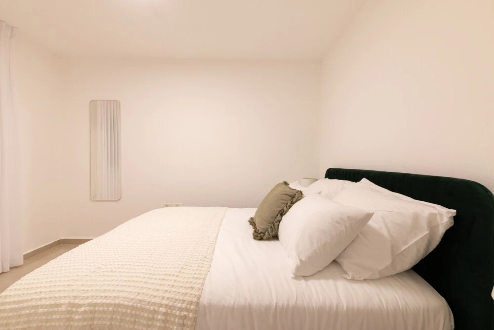 Huge & Lovely Unit 2BR 2BT By the beach