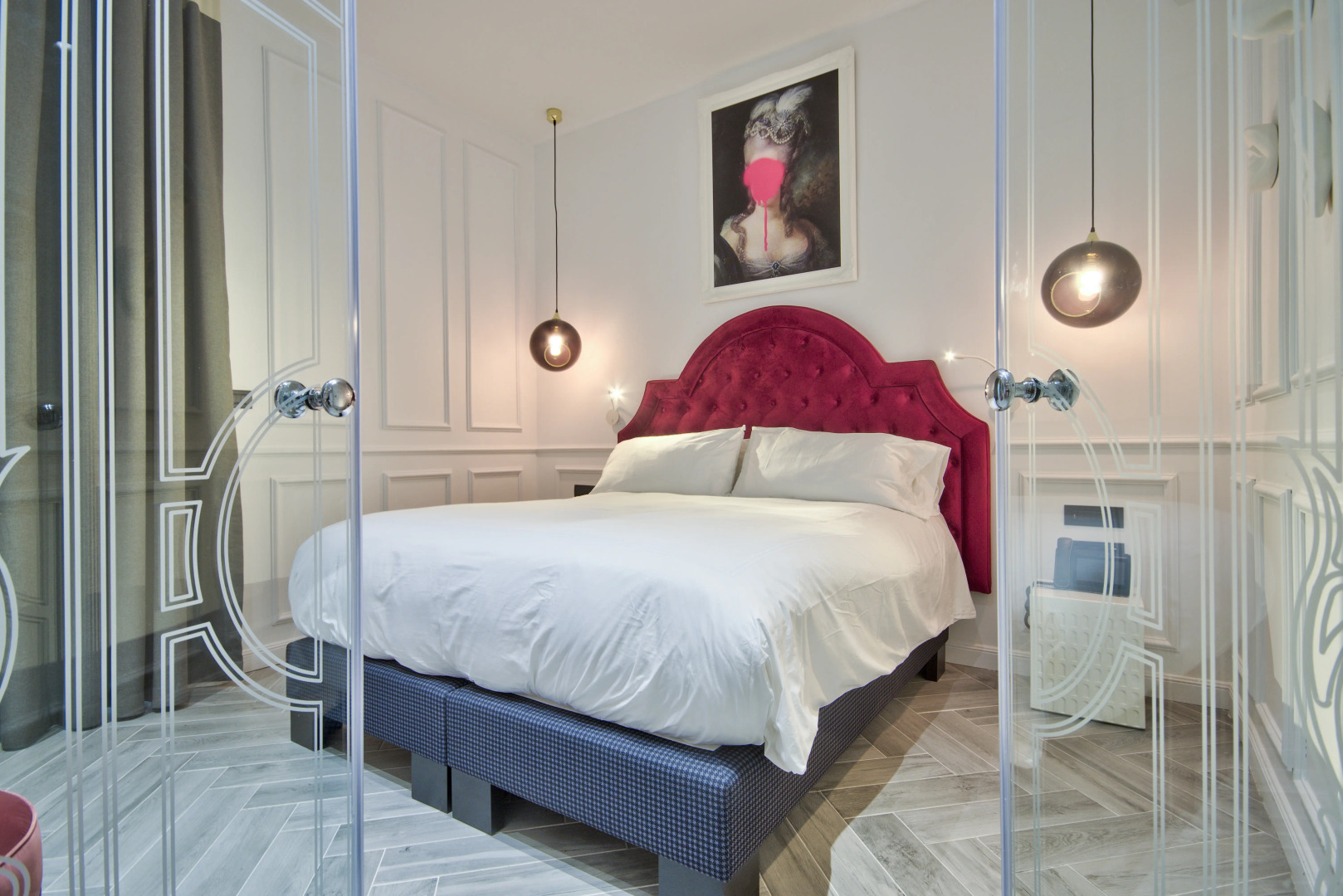 HOLM Boutique &Spa - IK Collection