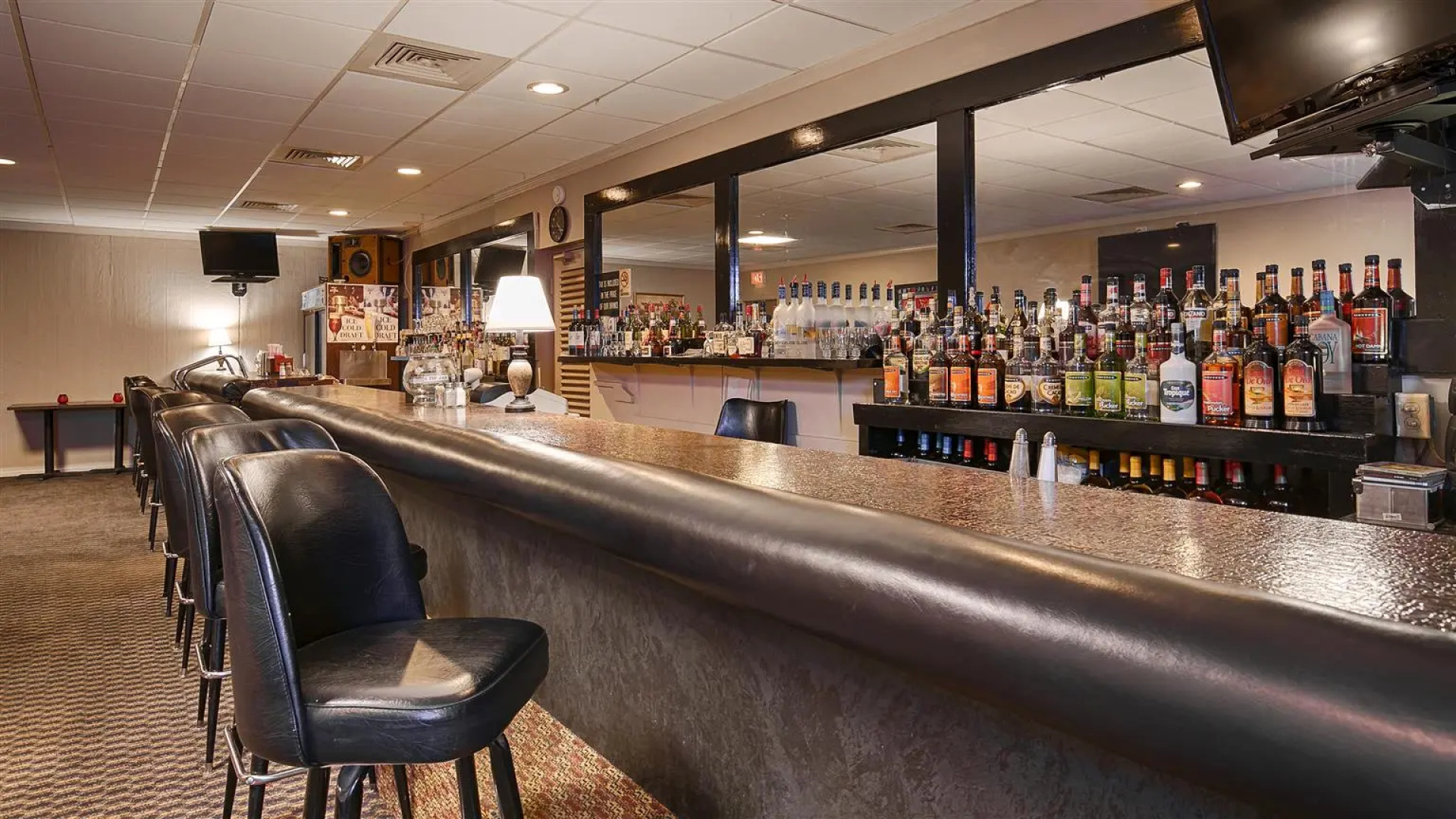 Best Western Crossroads Inn