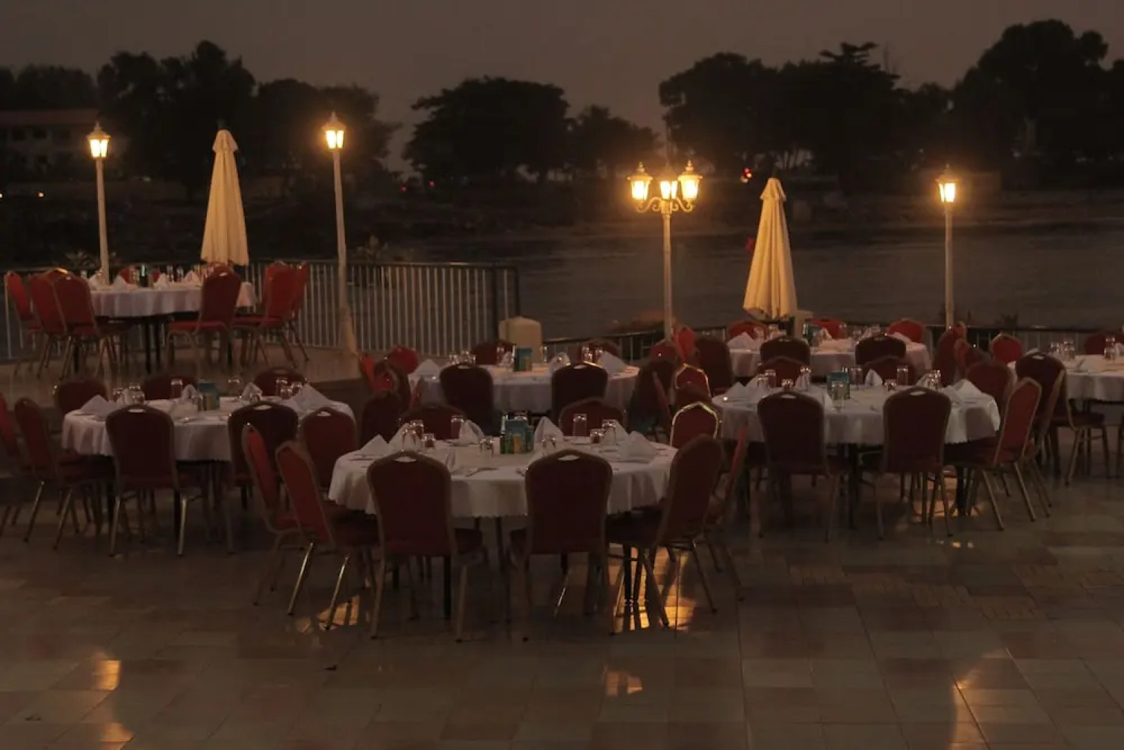 Sierra Lighthouse Hotel