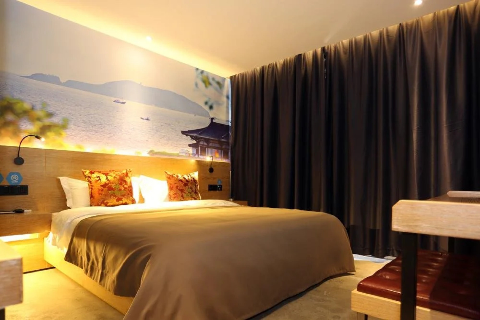 Yo Yo Pinke Hotel