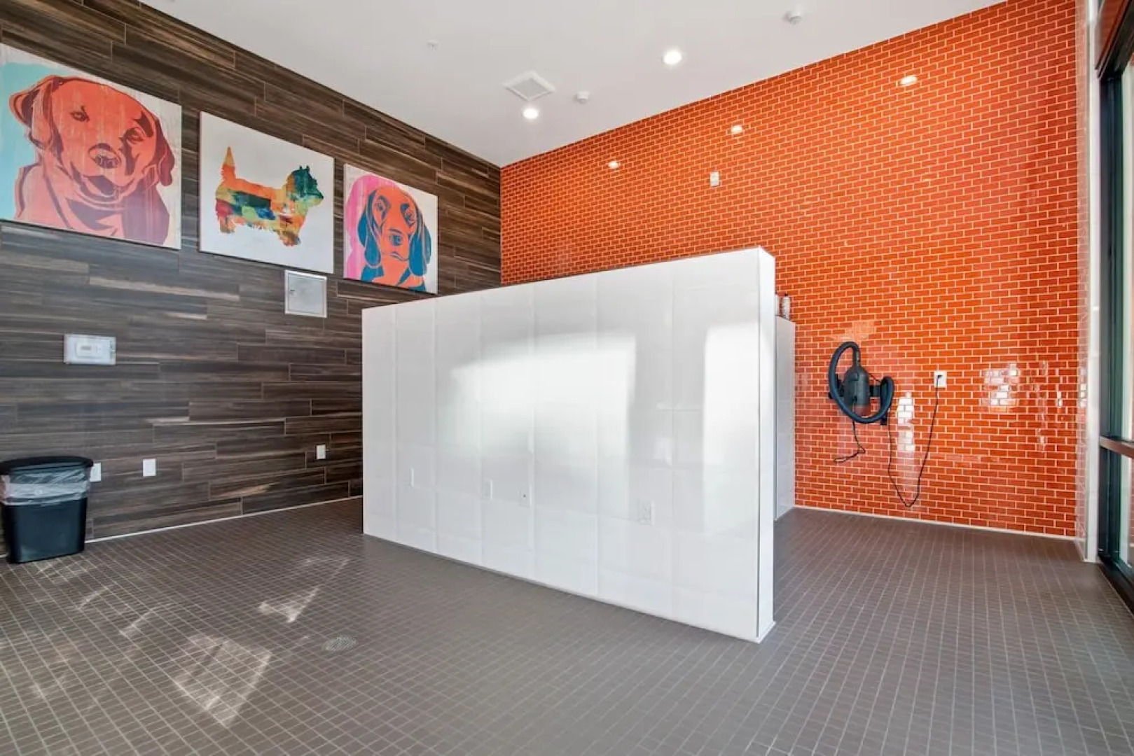 Global Luxury Suites in Menlo Park