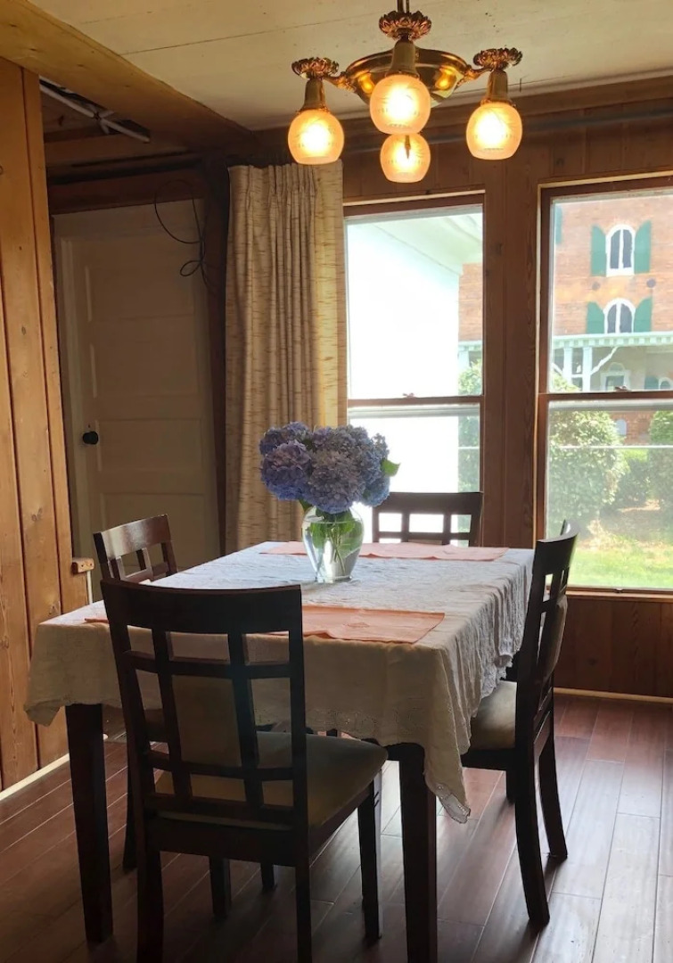 The Gibson House Inn