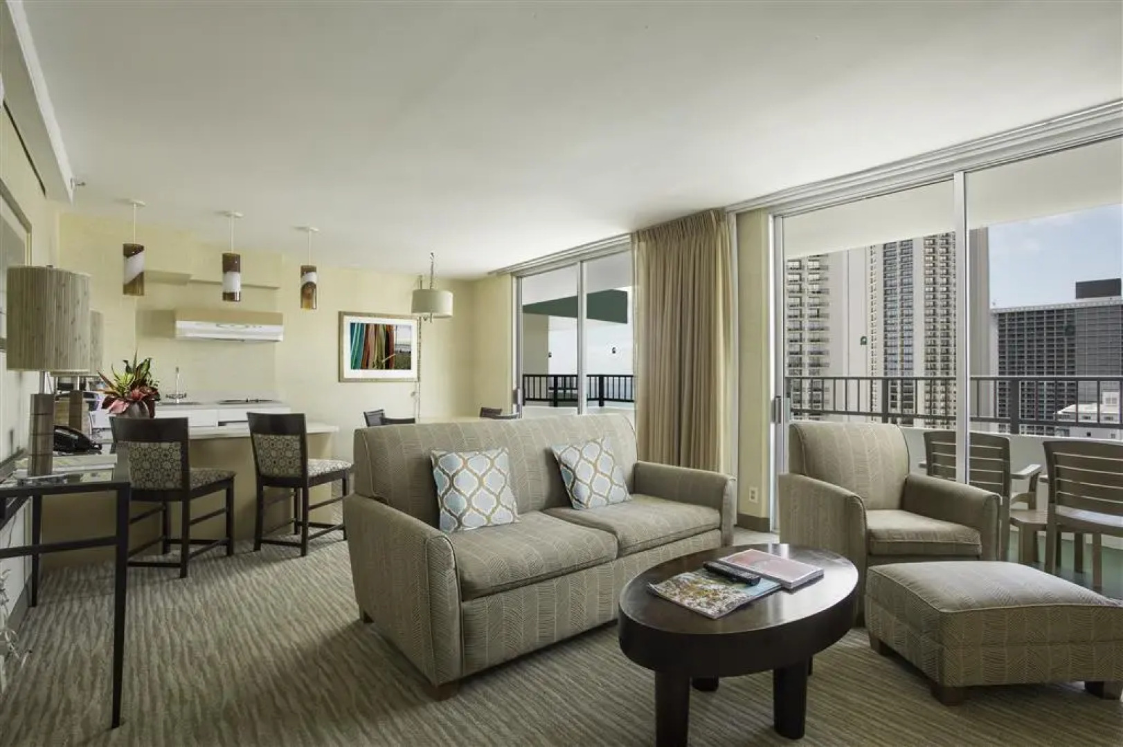 Waikiki Resort Hotel