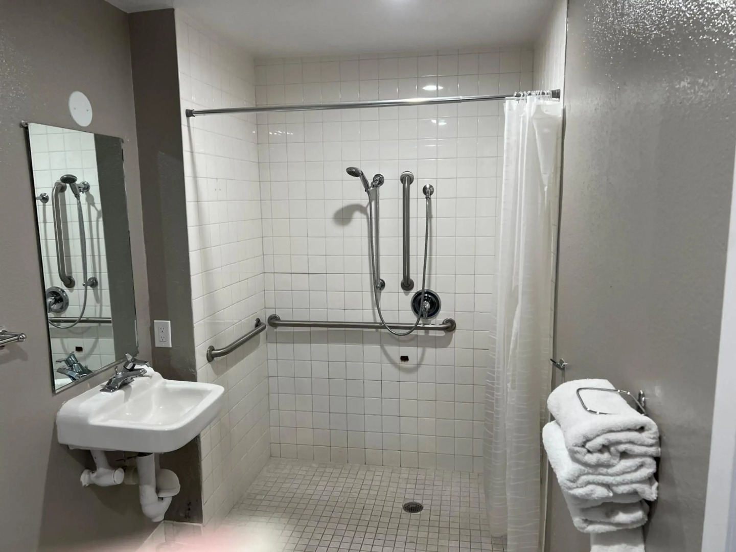 Motel 6 Arcata, CA - Cal Poly Humboldt