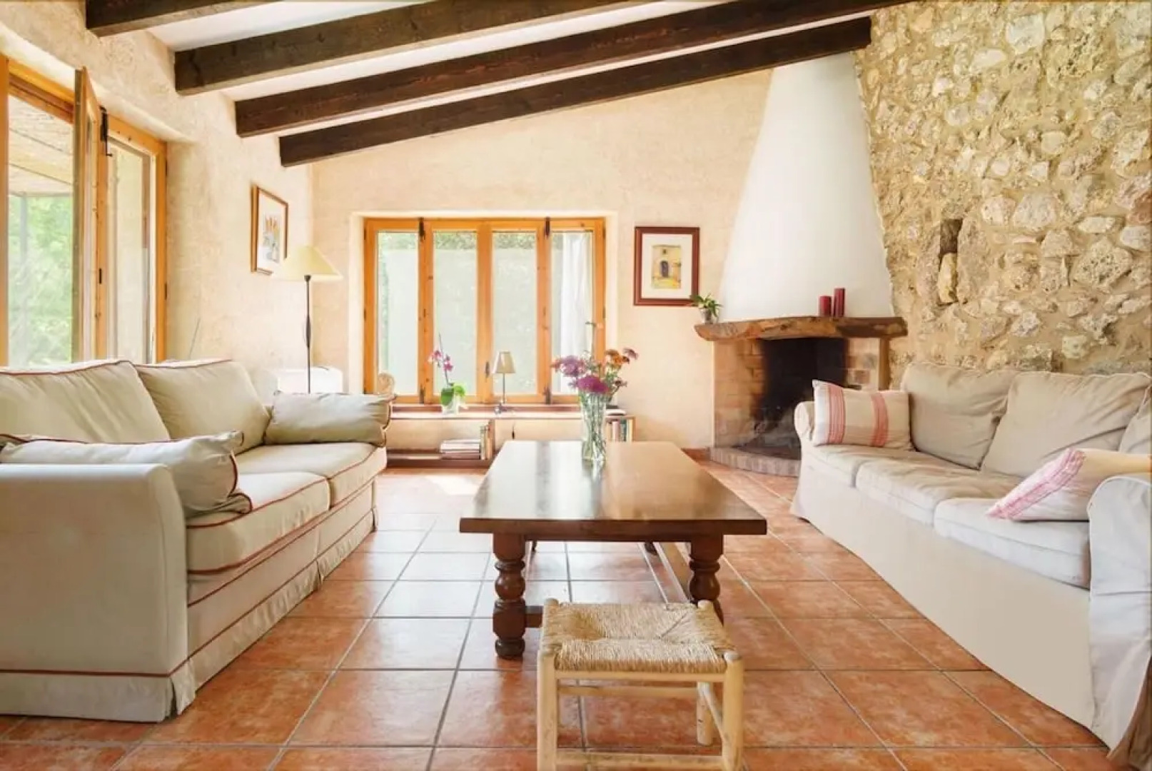 Villa - 3 Bedrooms with Pool and WiFi - 103128