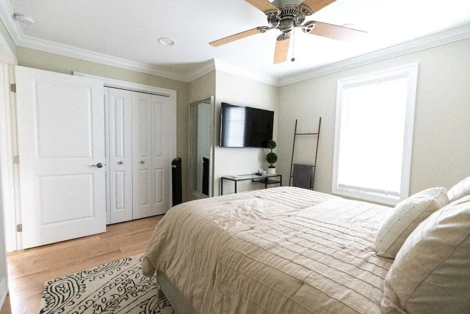 Third Coast Hideaway - Saugatuck - Douglas Downtown Area - Spacious & Spotless