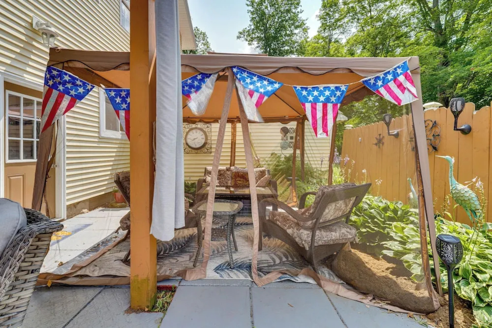 Spacious Victorian Home 1/4 Mi to Holiday Valley!