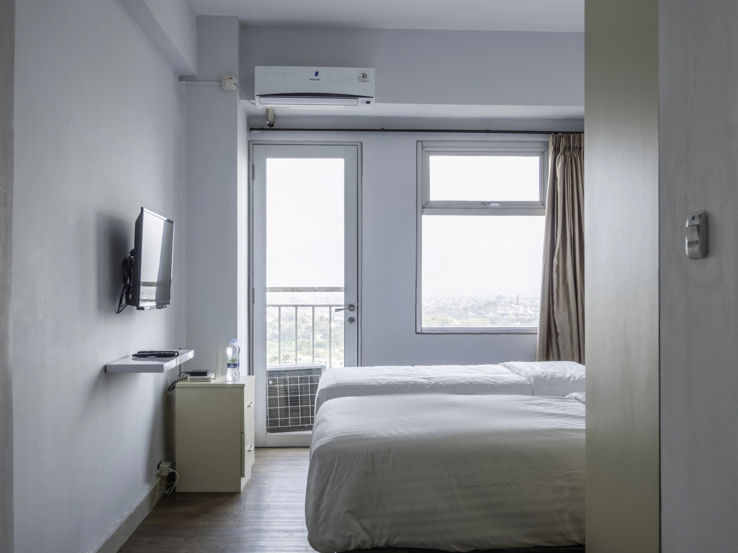 OYO 1405 Easton Near RS AMC