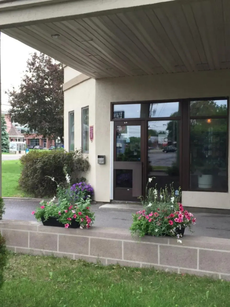 Motel Capri & Suites