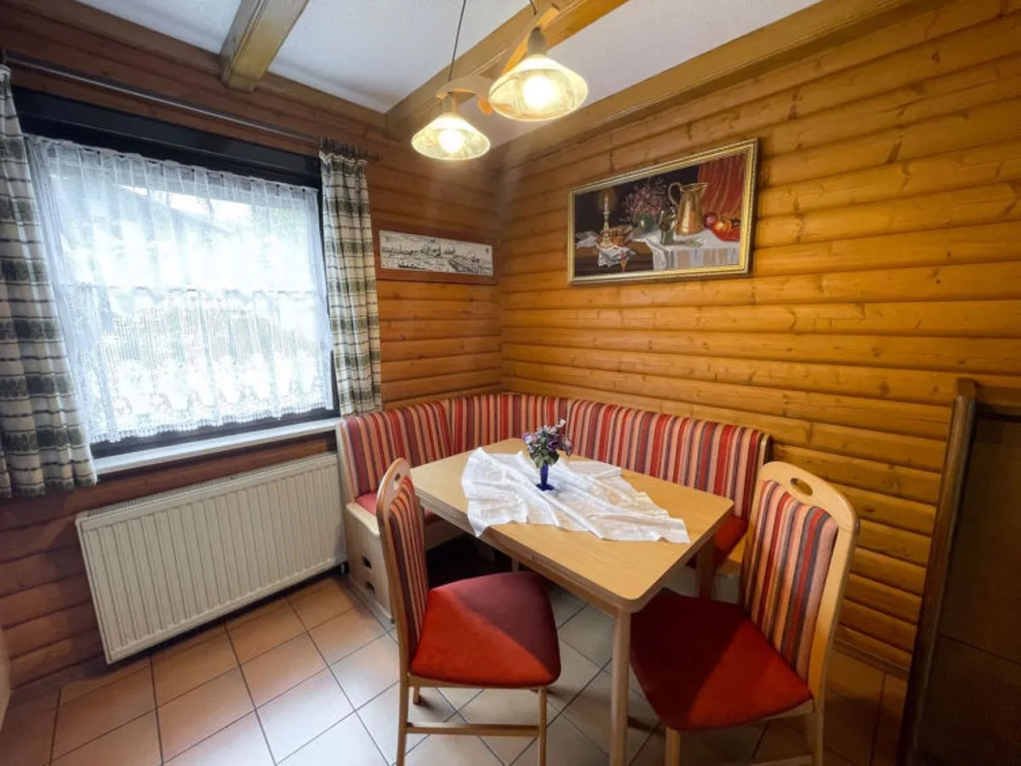 Am Hohen Bogen 12001