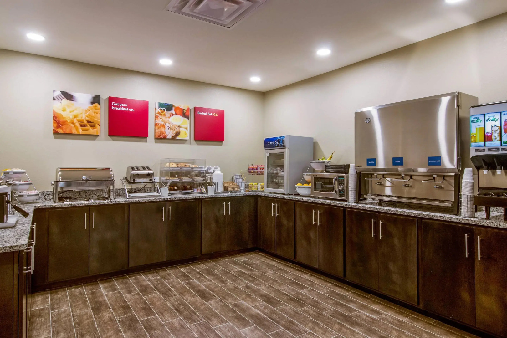 Comfort Suites Wooster near University Campus