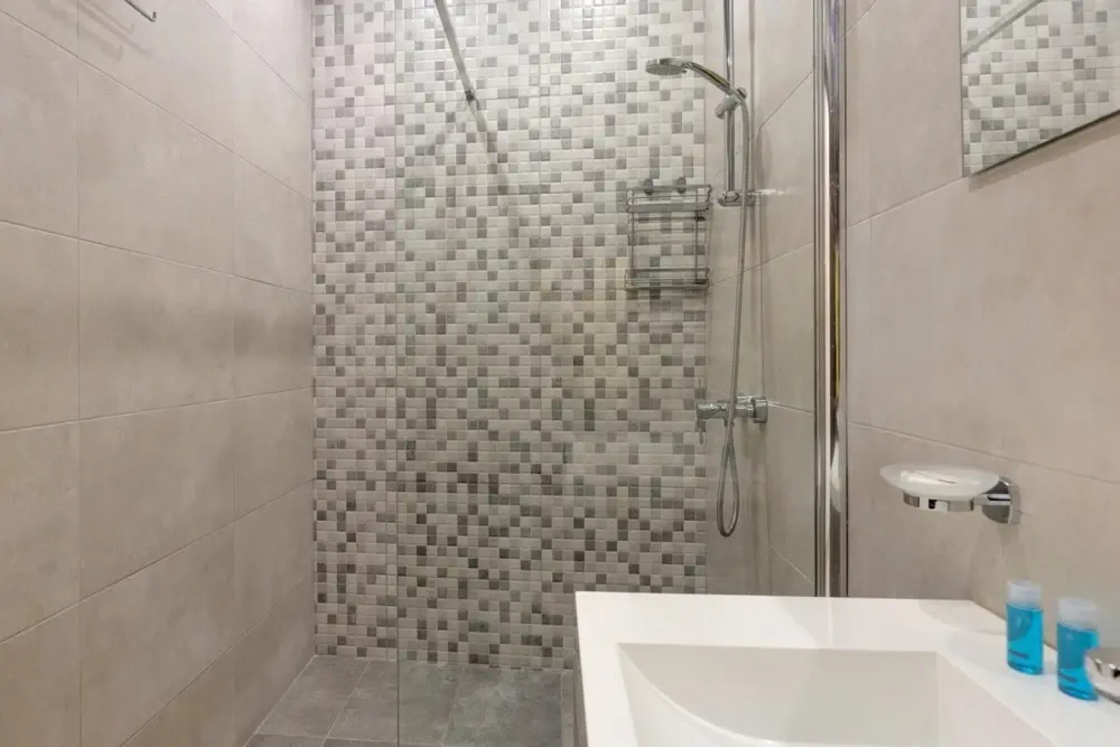 Luxurious Duplex Seafront Apt w/ Amazing Sea Views