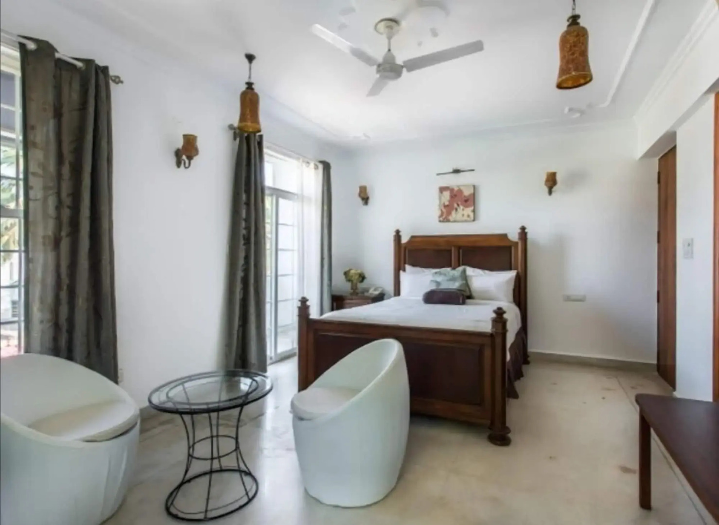 Safira River Front Resort