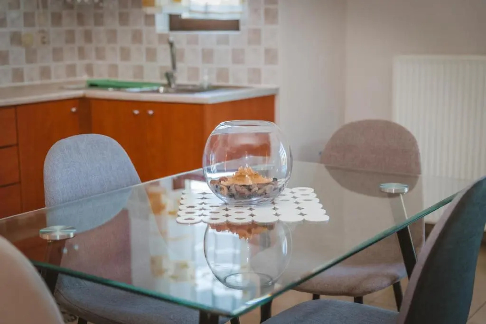 Aristos Apartments & Suites