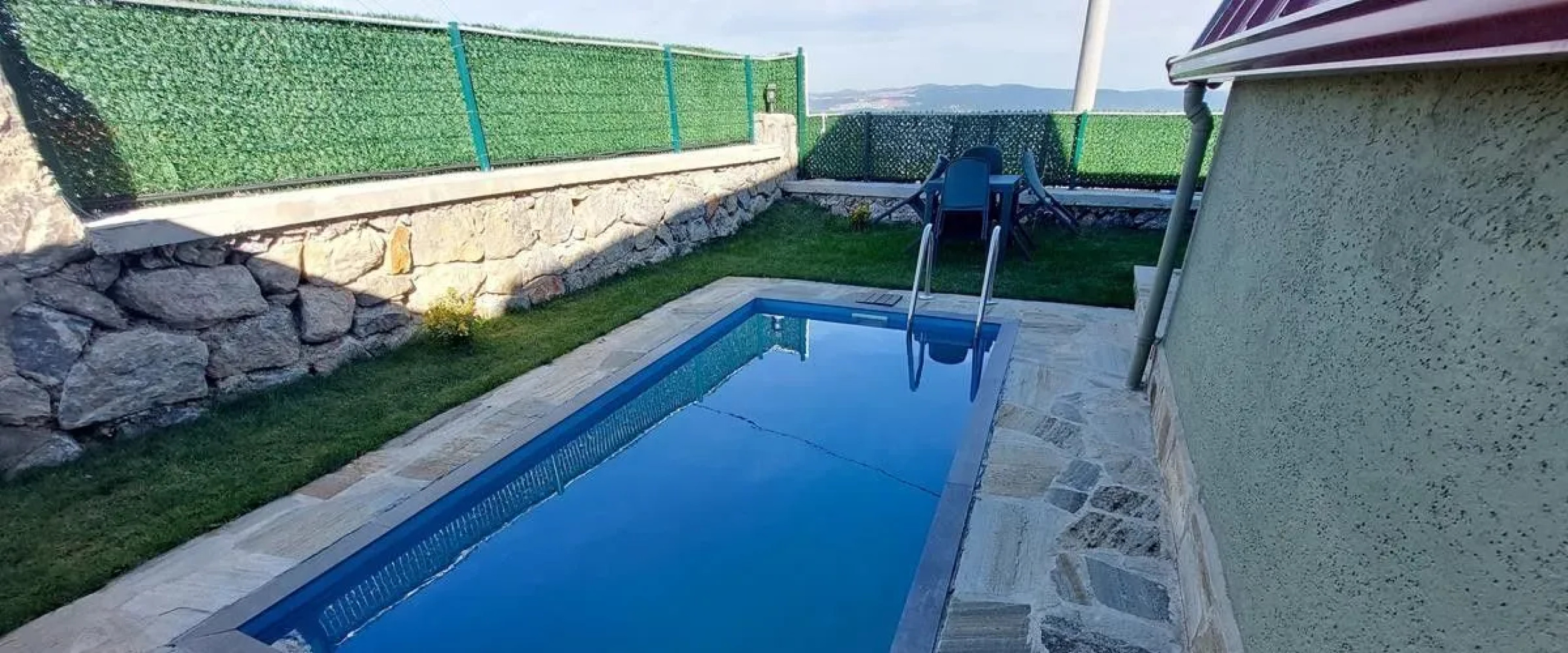 Patya BUNGALOV
